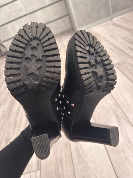 Catwalk čierne čižmy, 39