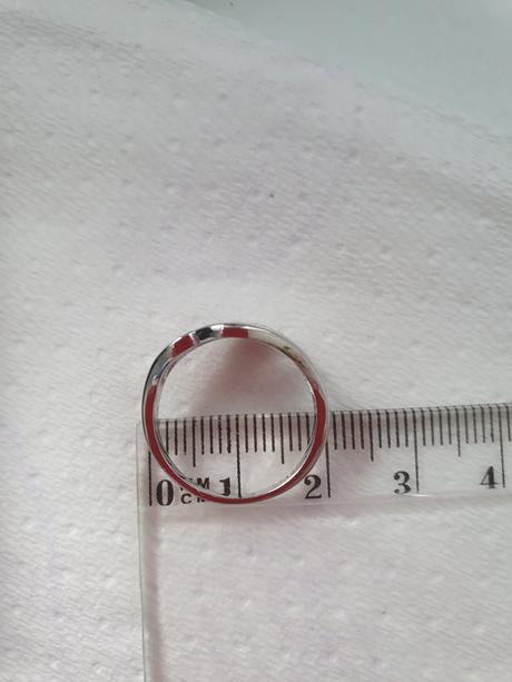 Strieborný prsteň, 