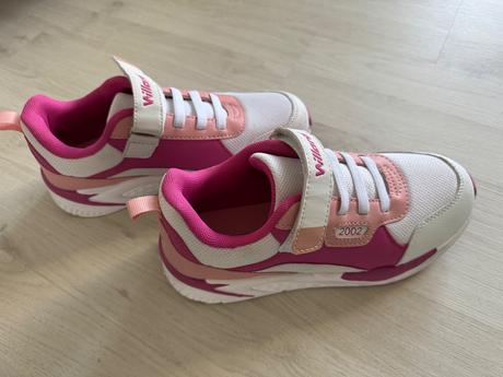 Tenisky wilard 35 top stav, 35