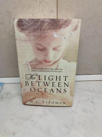 M. l. stedman - the light between oceans v, 