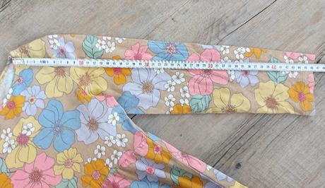 Kvietkovane šaty h&m, h&m,122