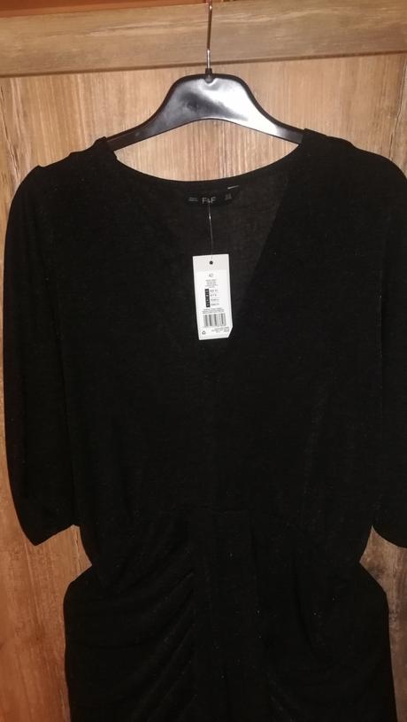 Spoločenské šaty, l