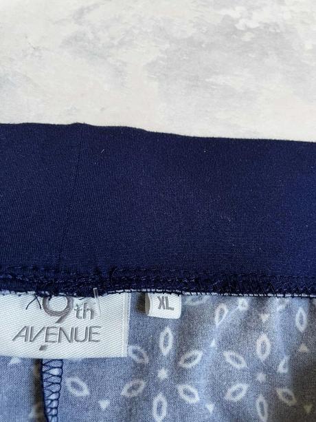 Kvalitné tenučké nohavice, xl