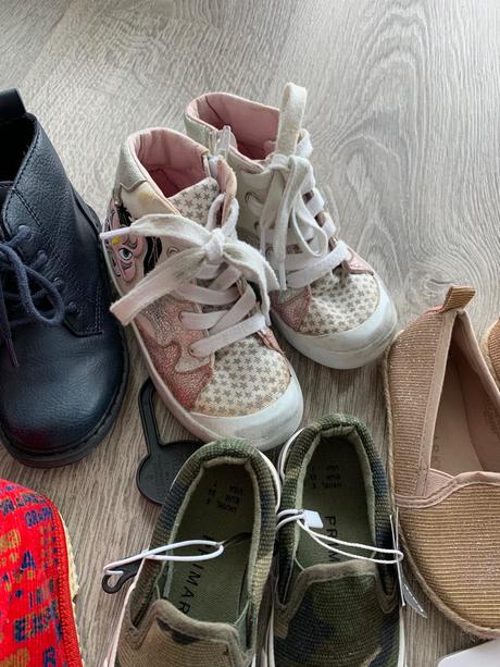 Detske topanky rozne velkosti, 