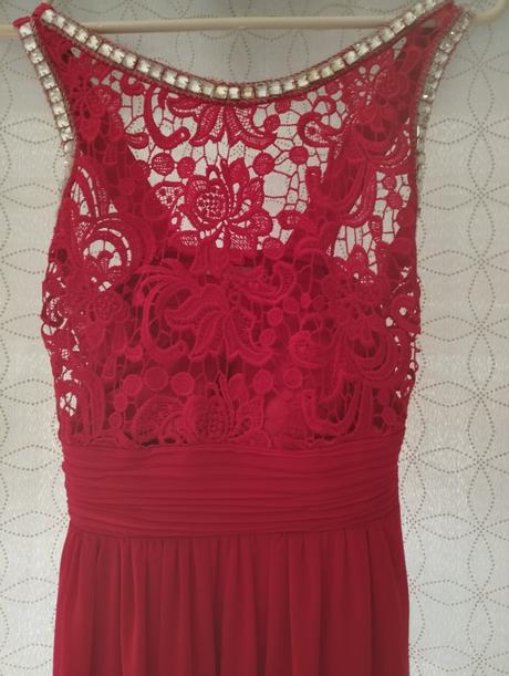 Spoločenské šaty červené, 