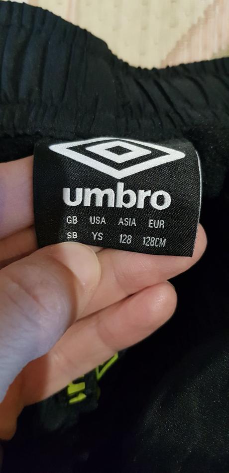 Oteplovačky, umbro,128