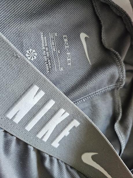 Šedé kratase nike, nike,134
