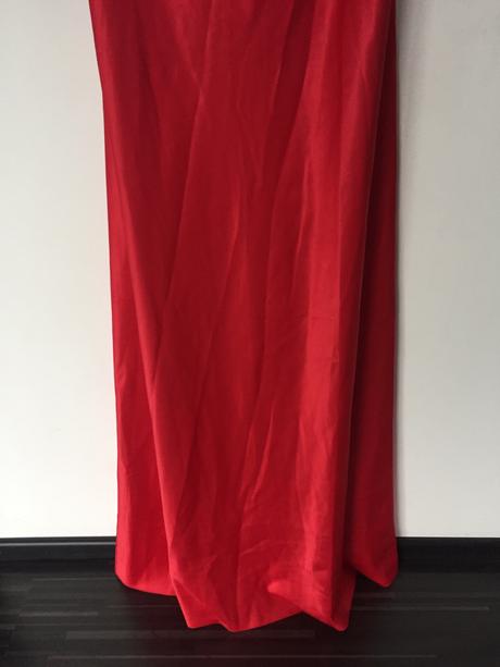 Spol. šaty 42/44, 42