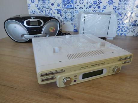 Rádio do kuchyne nemeckej výroby,, 