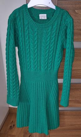 Dievčenské šaty, 134