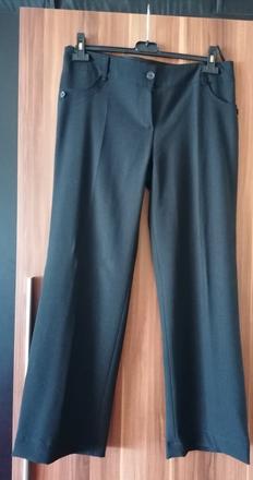 Tesilove nohavice, 42