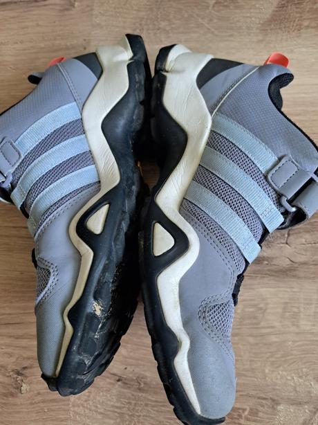 Botasky, adidas,38