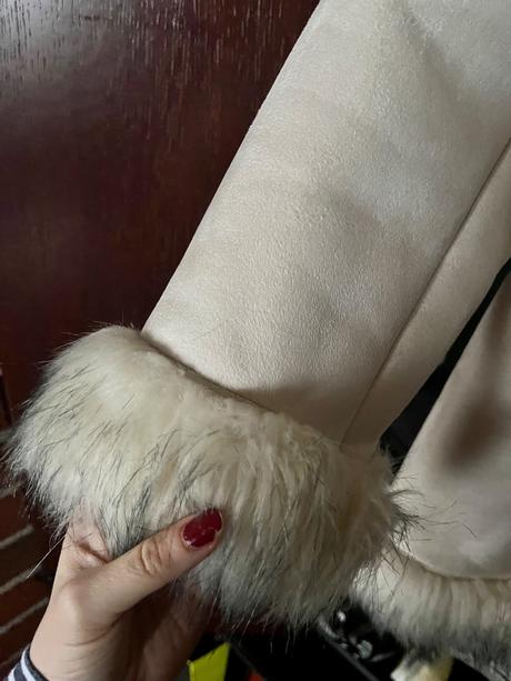 Dámsky zimný kožuch, s