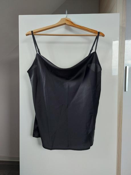 Sátenový top čierny - shein, 40