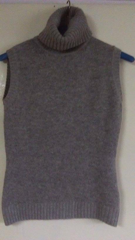 Damsky kremovy rolak bez rukavov s, s