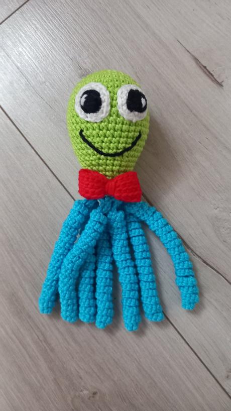 Háčkovaná chobotnička, 