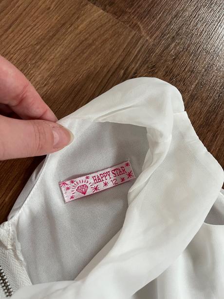 Biele letné šaty, 152