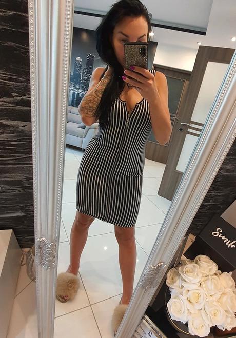 Krasne pasikove saty, s