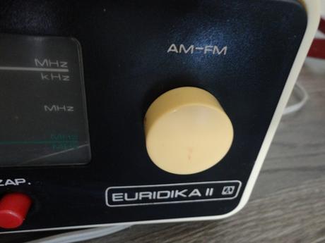 Rádio tesla - retro,