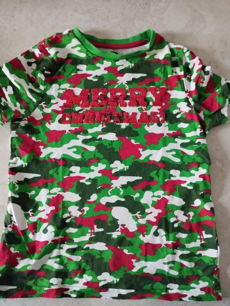 Vianočné tričko, 122