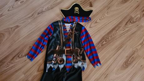 Kostým pirát, 