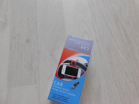Drziak na mobil do auta, 