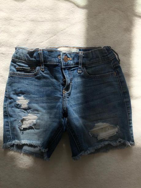 Predam dievcenske oblecenie, 104–116