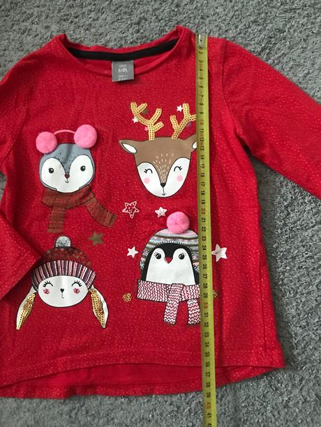 Červený nátelník, 104