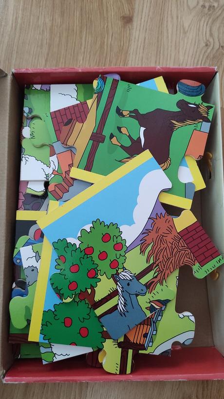 Veľké podlahové puzzle,