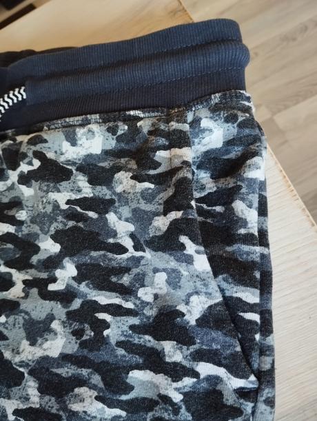 Tepláky, pepperts,146