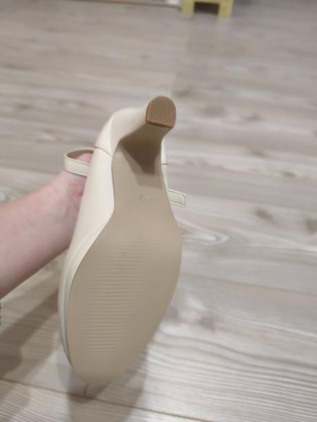 Spoločenské topánky, 38