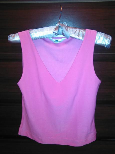 Rúžový podšitý top, new look,s