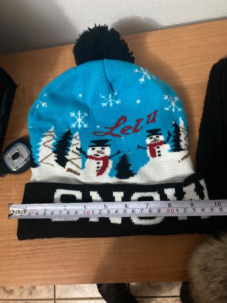 Zimná ciapka snehuliaky, 134