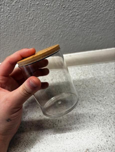 Dekoračná nádobka, 