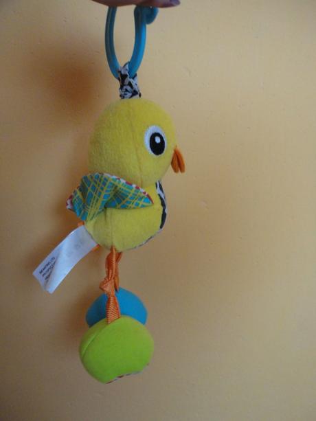 Vibrujúca hračka na zavesenie,