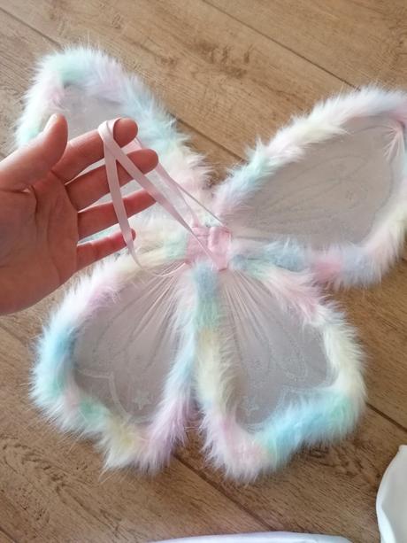 Krídla s čelenkou, 