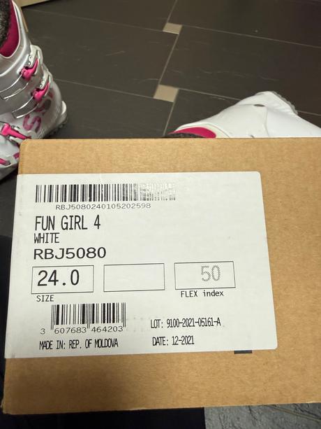 Rossignol fun girl 240, rossignol,37