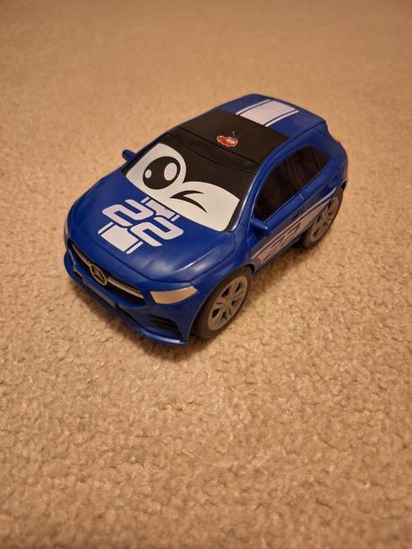 Gumené naťahovacie autíčko,