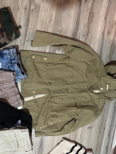 Balík oblečenia pre dievča 140-152, 140–152