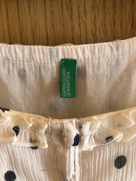 Šaty s bodkami, benetton,152