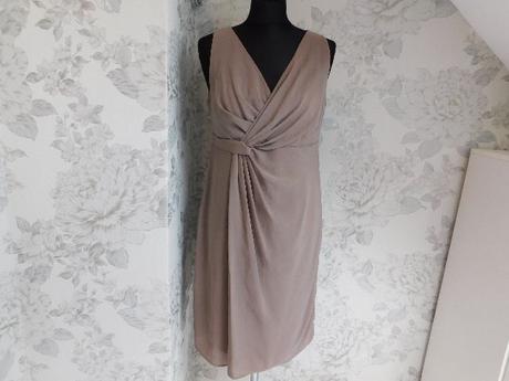 Pekne elegantne šaty, esprit,38