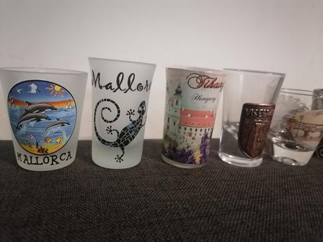 Zbierka 30 ks štamperlikov z celého sveta,