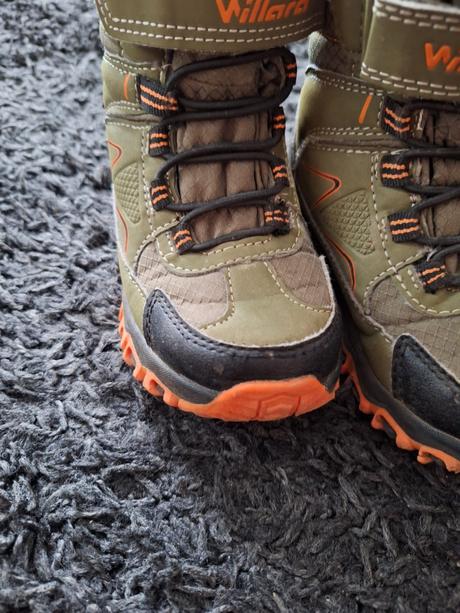 Trekové topánky, 25