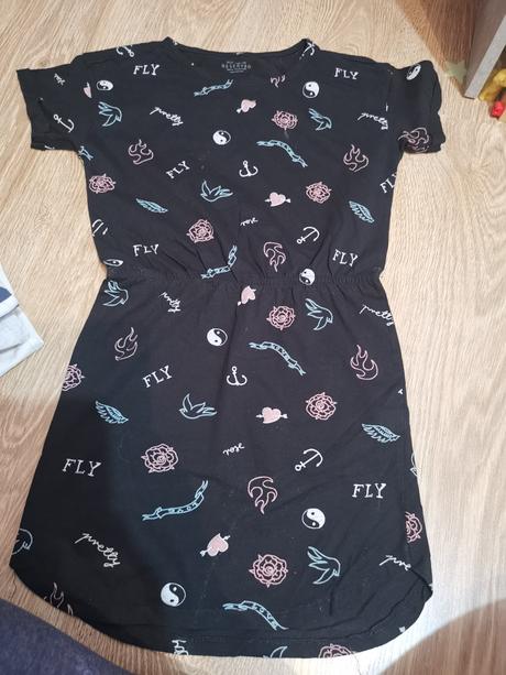 Tričkove šatky, 122