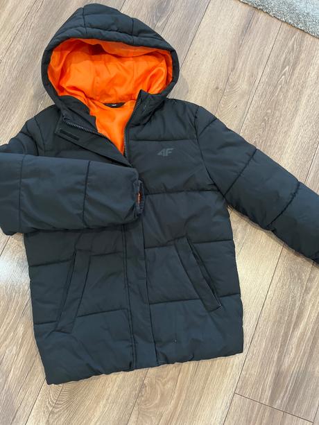 4f bunda pre chlapca, 146