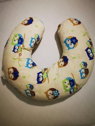 Vankúš na kojenie u,