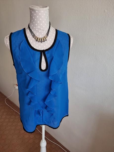 Modro-čierna padavá blúzka 38, 38