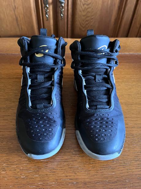 Športová basketbalová obuv tarmak kipsta, 33