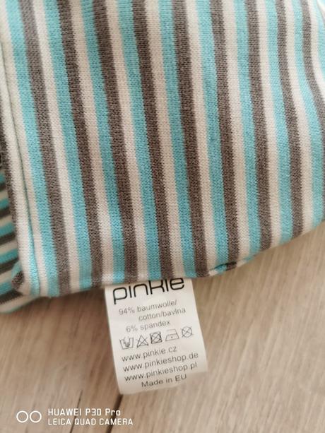 Nákrčník pinkie, pinkie