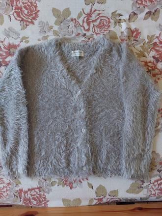 Dievčenský svetrík, 140